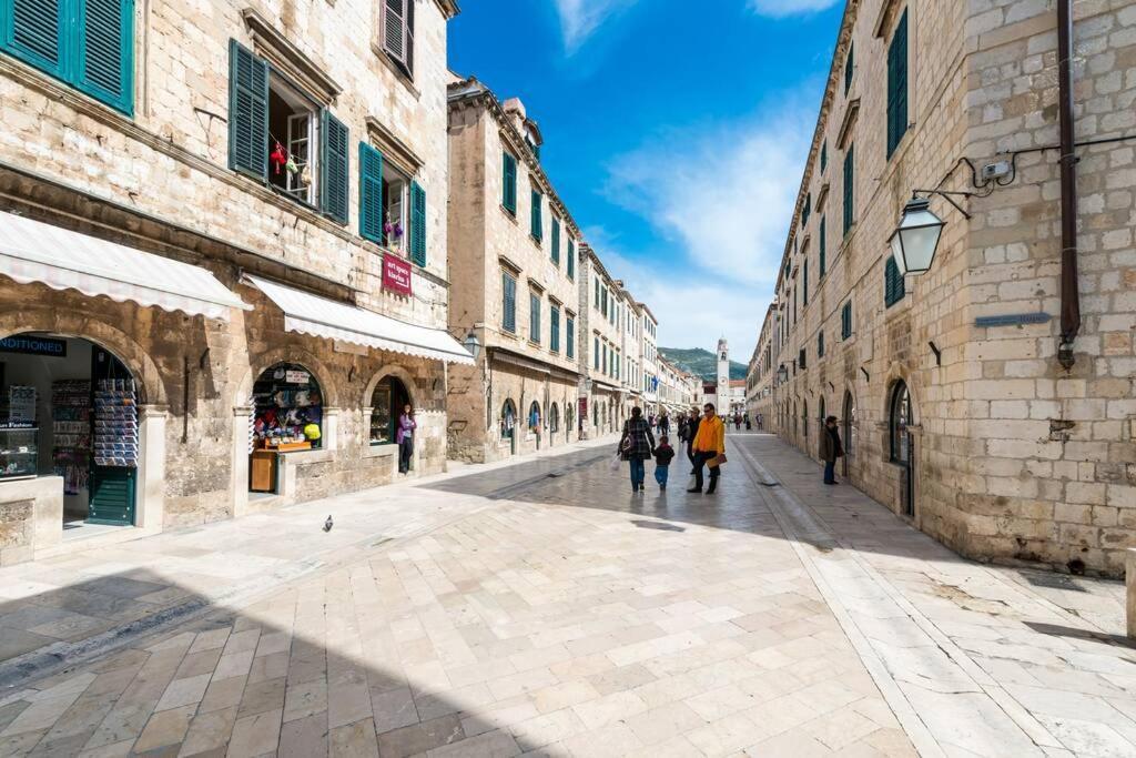 Carpe Diem Apartment On The Main Street - Stradun Dubrovnik Exterior photo