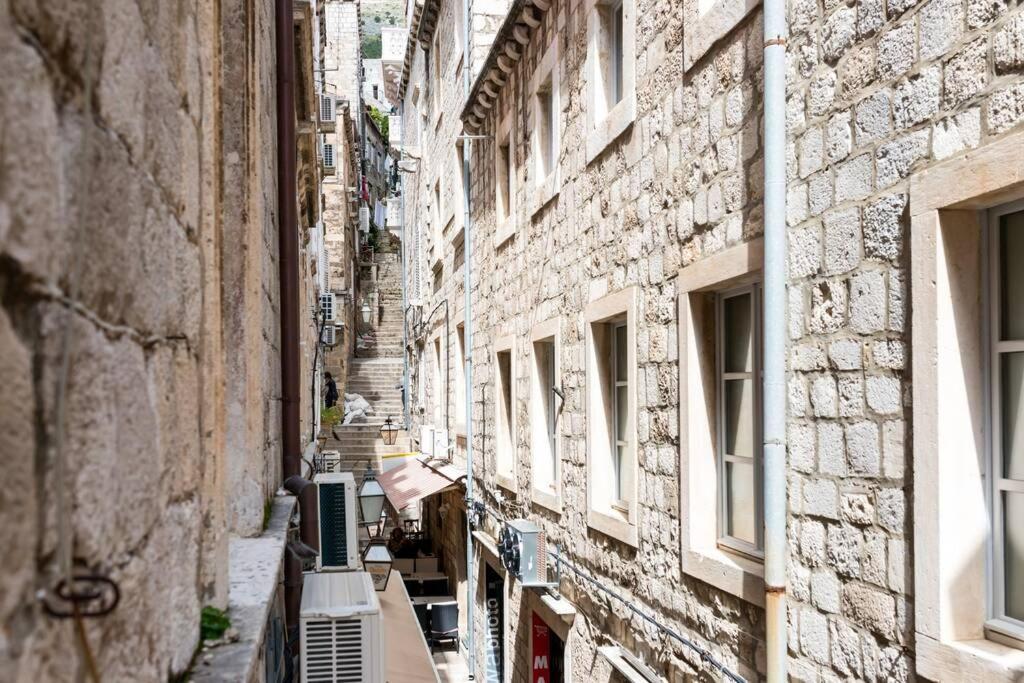 Carpe Diem Apartment On The Main Street - Stradun Dubrovnik Exterior photo